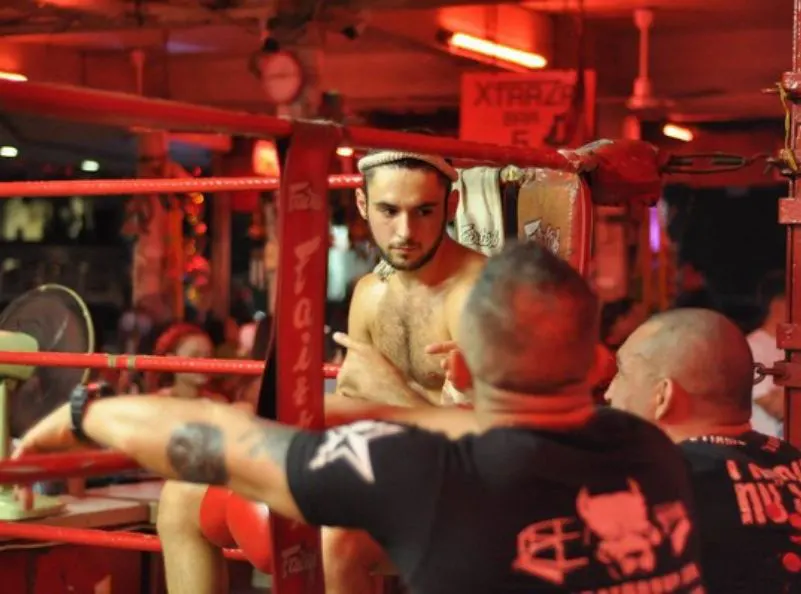 Corner tips during a muay thai fight