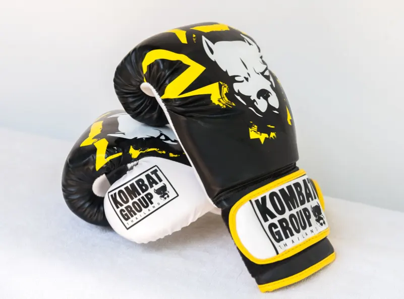 Gants de boxe vendus chez Kombat Group